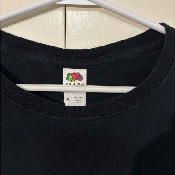 Friends TV Show “Pivot” Tshirt - Picture 3 of 4